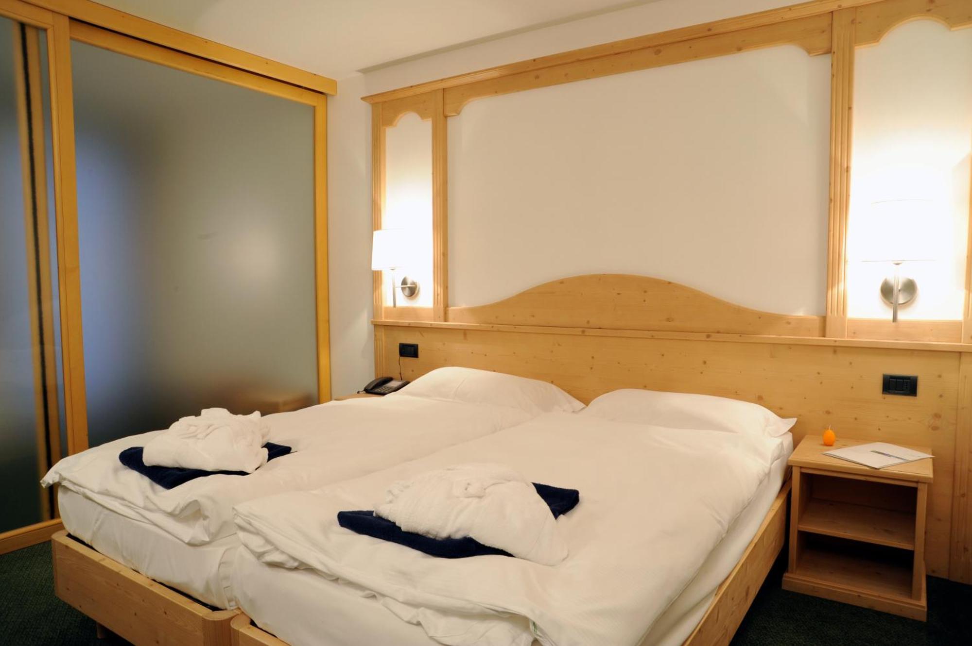 Alpine Mugon Hotel Vason Quarto foto
